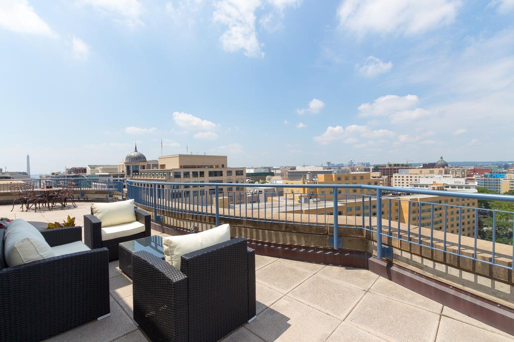 Penthouse Suite Washington Exterior photo